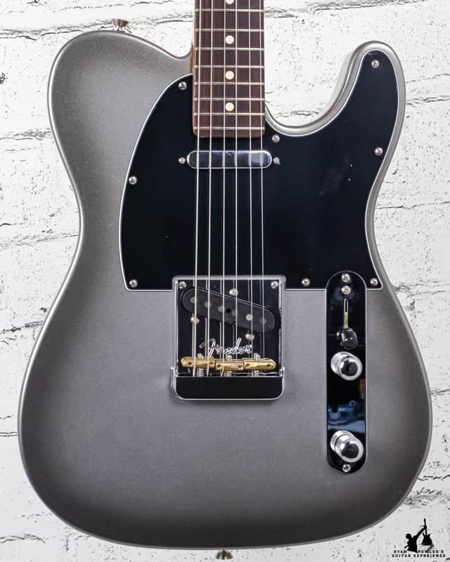2021 Fender American Professional II Telecaster Silverburst w/OHSC