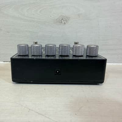 Electro-Harmonix Metal Muff with Top Boost Distortion Pedal – Full Size 2006-Present image 4