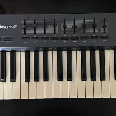 M-Audio Oxygen 49 3rd Gen MIDI Keyboard Controller - Blue