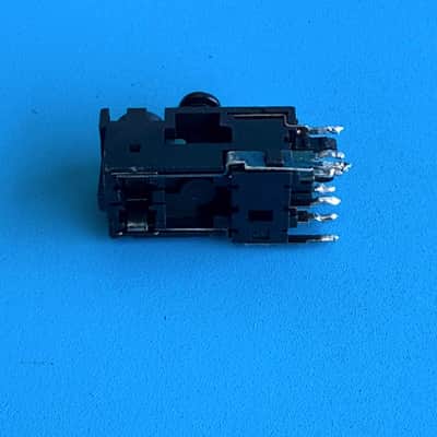 Acoustic A15V Guitar Amplifier Part: 1/8" Aux Phone Input/Output Socket Combo image 2