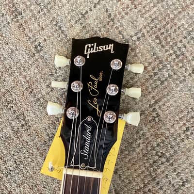 Gibson Les Paul Standard 2008 in Honeyburst image 10