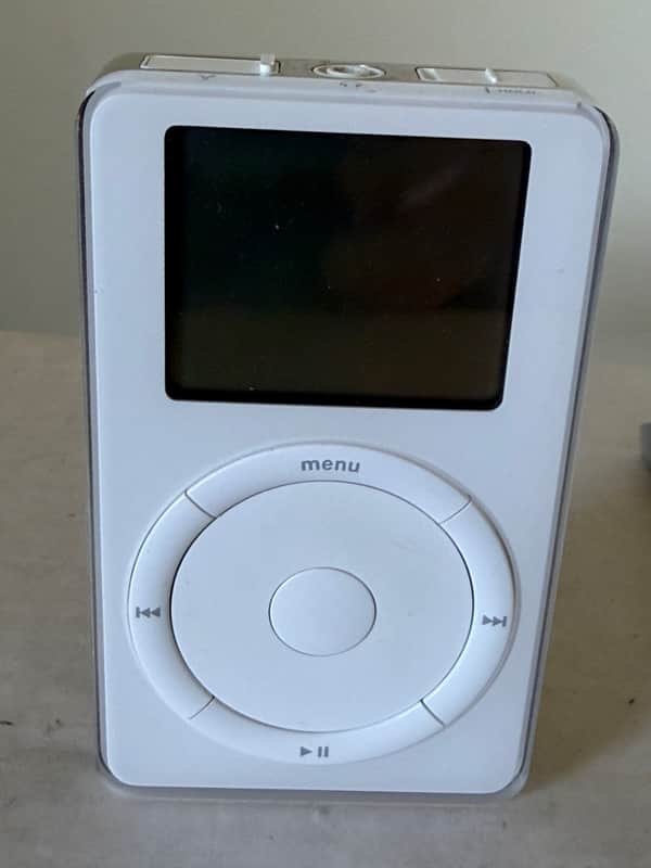 Apple iPod 20GB Firewire image 1