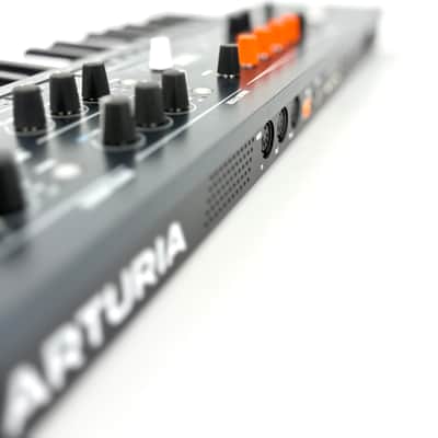 Arturia MiniFreak 37-Key 6-Voice Polyphonic Hybrid Synthesizer 2022 - Present - Black image 5