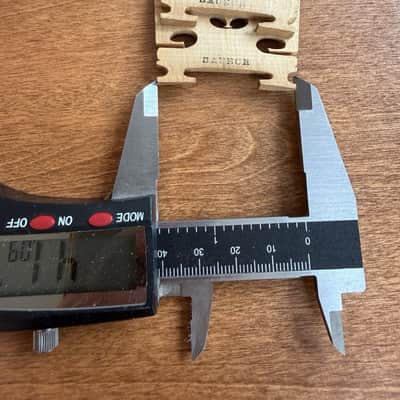 Mixed Lot of 7 Violin Bridges - Aubert and Bausch 4/4 3/4 and 1/2 Sizes image 3