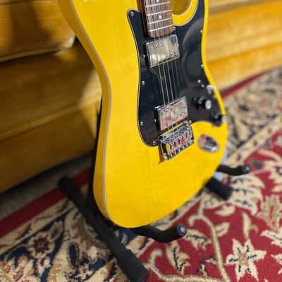 Custom Build Strat-Style w/bag - Yellow Transparent image 6