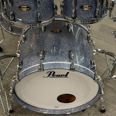 PEARL 4PC MASTERS MAPLE/GUM 22-10-12-16 SHELL PACK CRYSTAL RAIN - FLOOR MODEL image 5