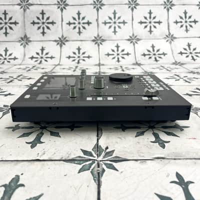 Solid State Logic SSL UF1 DAW Controller image 5