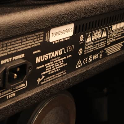 Fender Mustang LT50 50-Watt 1x12" Digital Modeling Guitar Combo 2020 - Present - Black image 12