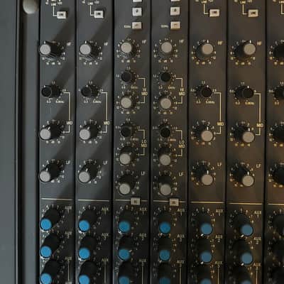 Soundcraft Delta 200 16 CH - modified / Jim Williams Late 80s / early 90s - Dark Grey image 14
