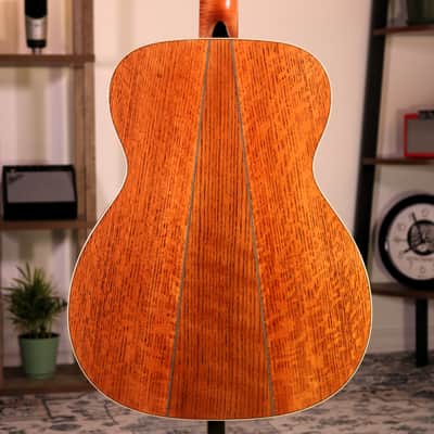 Martin USA CEO-11 Limited Edition Grand Auditorium - Ebony Fingerboard, New Horizons Blue Burst image 19