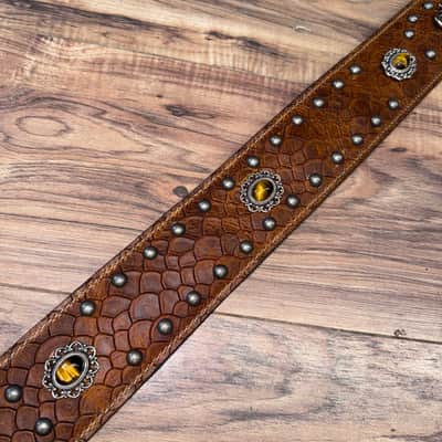 Carlino Steve Lukather TigerEye and Skull strap 2026 - Tan scale leather image 8