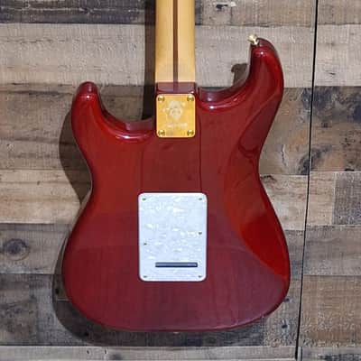 Immagine 2021 Fender Tash Sultana Signature Stratocaster - Transparent Cherry - - 7