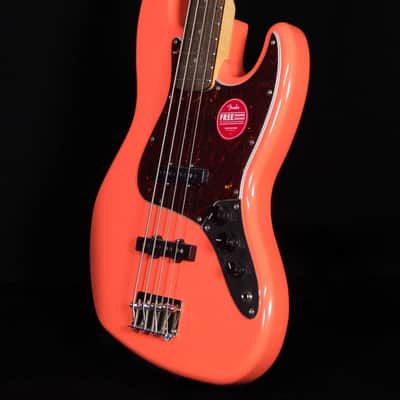 Squier Classic Vibe 60s Jazz Bass, Laurel FB, Tahitian Coral image 2