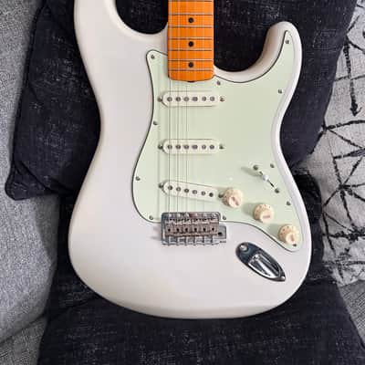 Fender Classic Series ‘50s Stratocaster - Lilac image 4