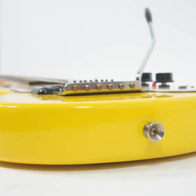 [SALE Ends June 25] MarineRider MR-1 Yellow Mosrite Ventures Copy Built-in Amp travel guitar Made in JAPAN image 8