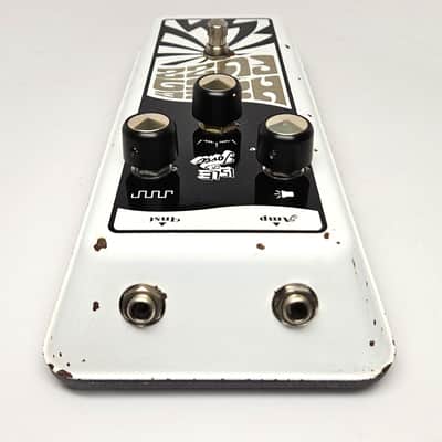 used Isle of Tone Haze 69 Fuzz Big Box Aged White with Box! image 5