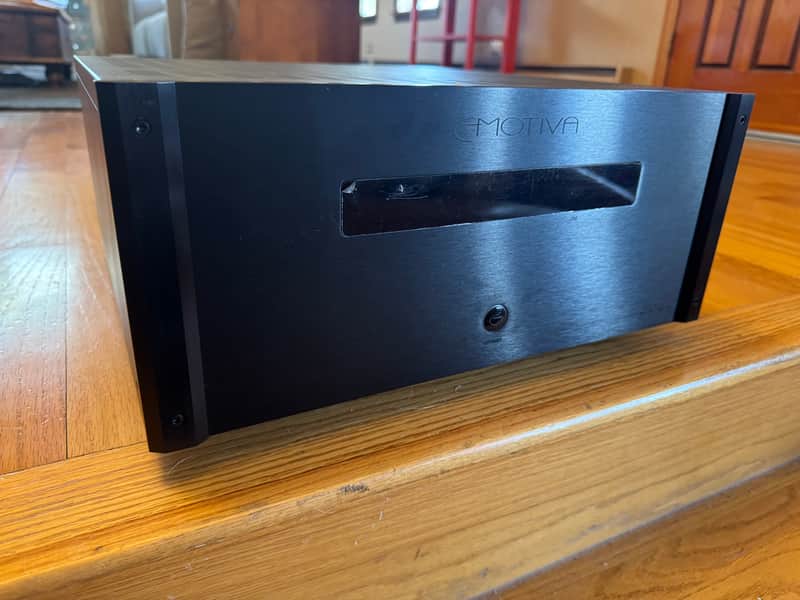 Emotiva XPA-2 GEN 2 2013-2016 - Brushed Black Anodized Aluminum