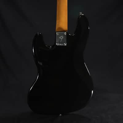 Fender Vintera III Early '70s Jazz Bass, Rosewood Fingerboard - Black 751 image 10