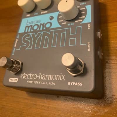 Electro-Harmonix Bass Mono Synth 2019 - Present - Gray image 1