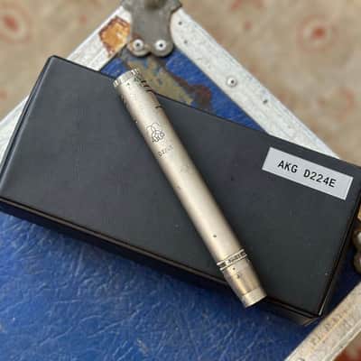 AKG D224E Dynamic Microphone image 1