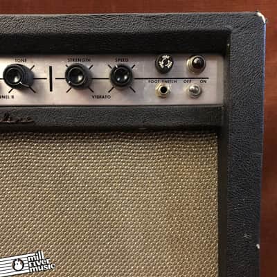 Airline Montgomery Ward 62-9013A Vintage 15W 1x12" Guitar Tube Combo c. 1960s image 3