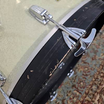 Ludwig No. 980 Super Classic Outfit 9x13 / 16x16 / 14x22" Drum Set (3-Ply) 1970 - Silver Sparkle (C022-1) image 9