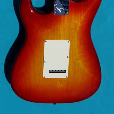Fender CUSTOM DLX N.O.S. Custom Shop 2012 image 8