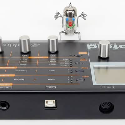 Waldorf Blofeld Desktop Synthesizer +SL License + OVP + Neuwertig+ 1,5J Garantie image 6