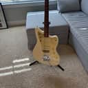 Fender Vintera '60s Jazzmaster with Pau Ferro Fretboard 2019 - 2023 - Olympic White