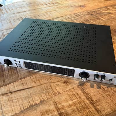 Universal Audio Apollo 8 QUAD Firewire Audio Interface 2012 - Present - Silver image 6