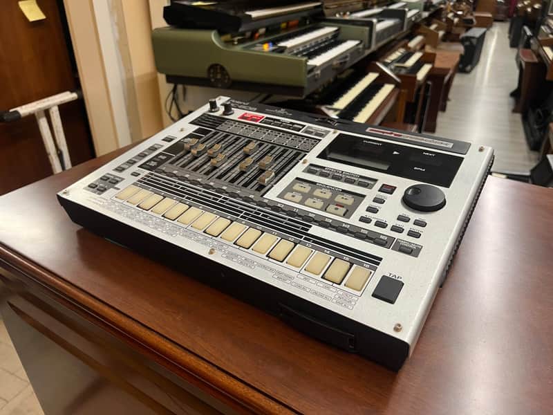 Roland MC-808 Groovebox 2010s - Silver image 1