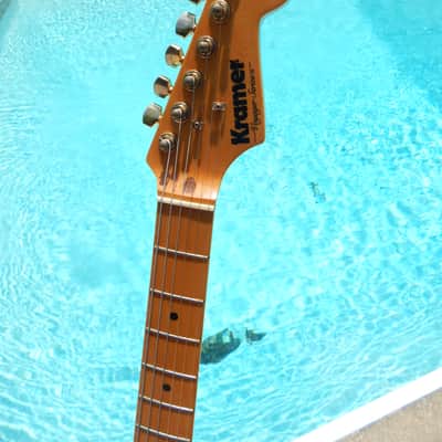 Kramer Voyager 1981 Graphic OHSC Strat Head Really Clean!! image 9
