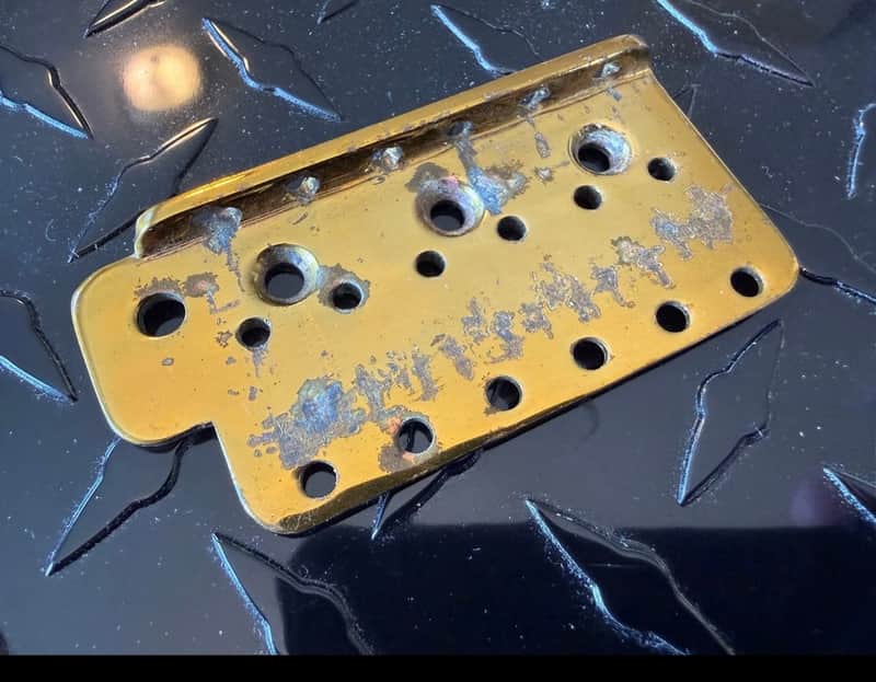 Schecter Brass bridge plate 70s/80s - Brass image 1