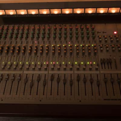 Tascam M520 20/8/2/16 vintage analog mixing console with power supply, and cable image 3