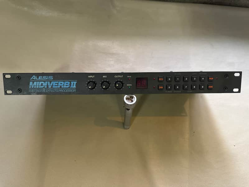 Alesis Midiverb II 16-Bit Digital Effects Processor | Reverb
