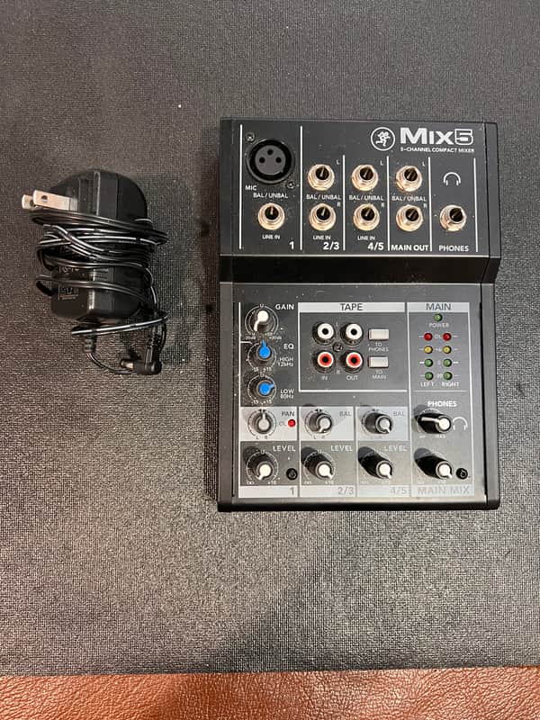 Mackie Mix5 5-Channel Compact Mixer 2015 - Present - Black image 1