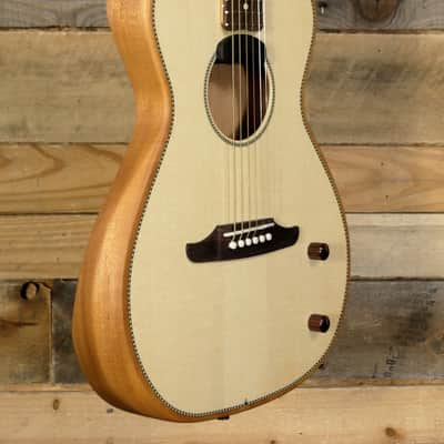 Fender Highway Series Parlor Acoustic/Electric Guitar Natural w/ Gigbag image 2
