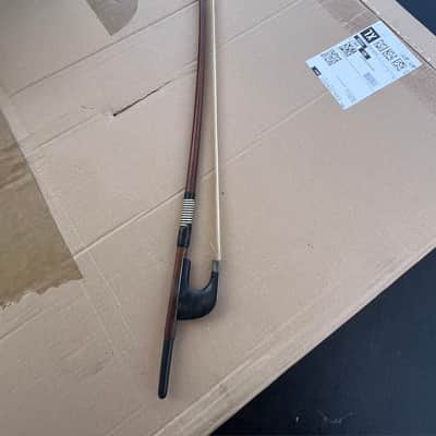 One German one French bass bow image 7