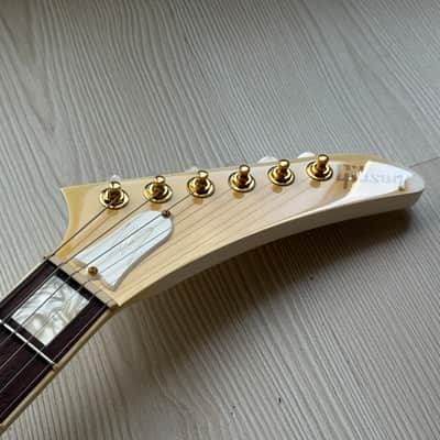 2014 Gibson Limited Edition Lzzy Hale Explorer – Alpine White image 23