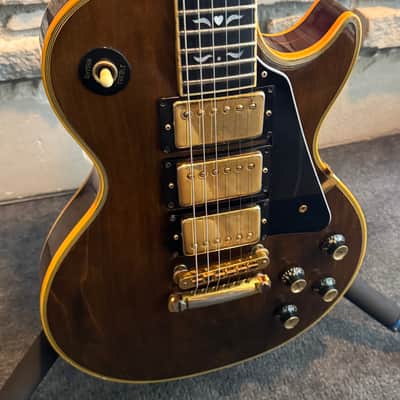 Gibson Les Paul Artisan 3-Pickup 1977 - Walnut image 6