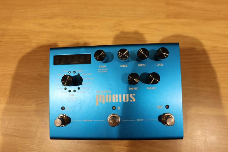 Strymon Mobius