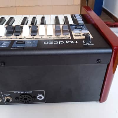 Nord C2D Dual 61-Key Manual Combo Organ 2012 - 2019 - Black with Wood Sides image 9