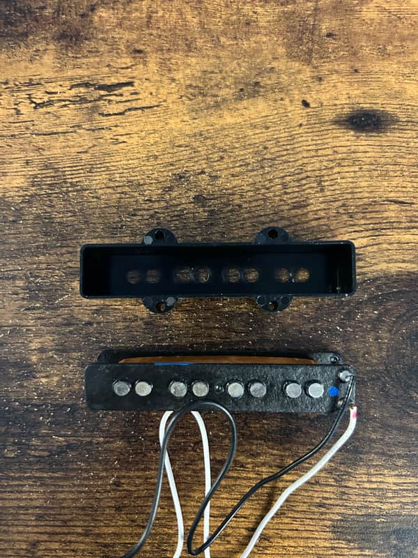 Fender V Mod Jazz Bass Pickups image 1