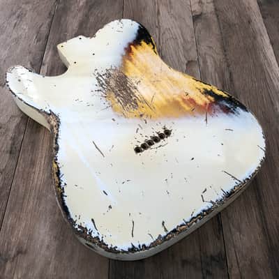 FRANCHIN Mars guitar body Heavy Relic Aged Olympic White over 3-Color Sunburst 100% Nitro Lacquer SS Poplar Telecaster-Tele-T-Style Made in Italy - Stock piece #22360826 image 2