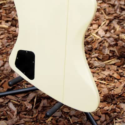 White Gibson Thunderbird IV Bass, rare and excellent! 2003! Price Drop! image 9