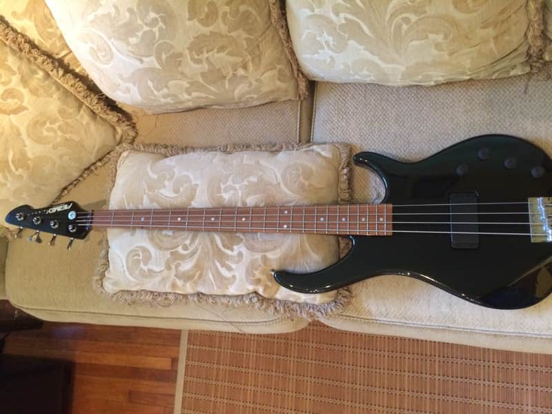 Peavey G Bass Holoflak Black image 1