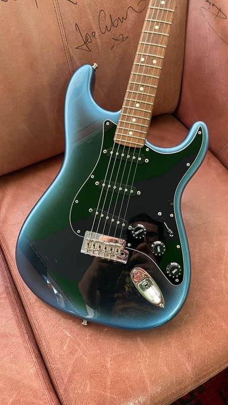 Fender American Professional II Stratocaster with Rosewood Fretboard 2022 - Present - Dark Night image 1