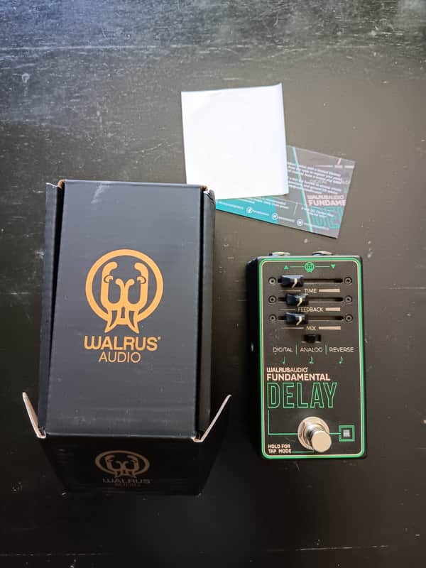 Walrus Audio Fundamental Delay 2023 - Present - Black / Green image 1