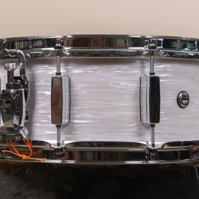Pearl President Series 5.5x14 Phenolic White Oyster Snare Drum image 5