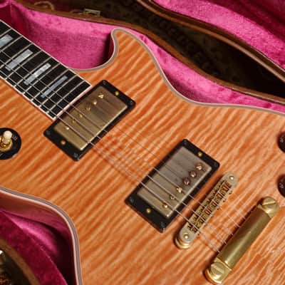 Gibson Custom Shop Les Paul Custom  2016 - Figured Pink Widow image 9